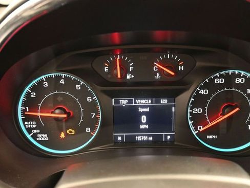 Used 2018 Chevrolet Malibu LT image 9