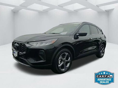 Used 2025 Ford Escape ST-Line AWD/4WD image 1