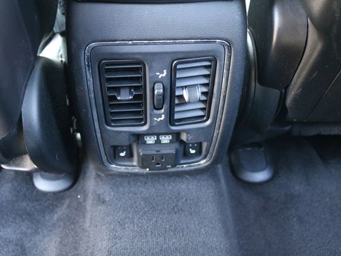 Used 2014 Jeep Grand Cherokee Limited image 39