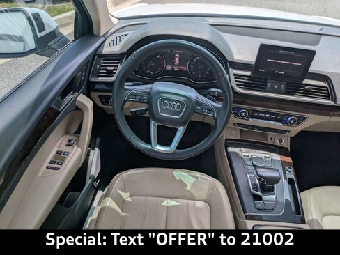 Used 2019 Audi Q5 2.0T Premium w/ Convenience Package AWD/4WD image 17