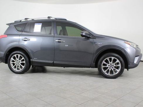 Used 2016 Toyota RAV4 Limited image 8