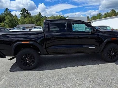 New 2026 GMC Canyon Elevation image 9