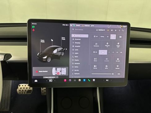 Used 2018 Tesla Model 3 Long Range image 21
