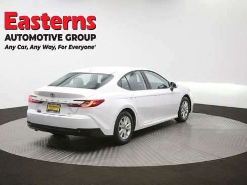Used 2025 Toyota Camry LE FWD image 40