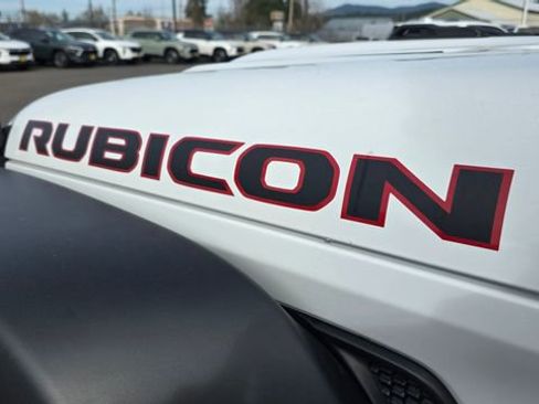 Used 2025 Jeep Wrangler Unlimited Rubicon image 8