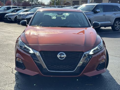 Used 2022 Nissan Altima 2.0 SR image 18