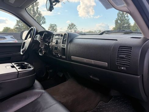 Used 2013 Chevrolet Silverado 1500 LT w/ All-Star Edition AWD/4WD image 19