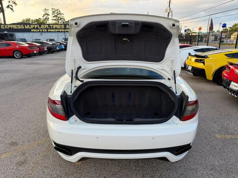 Used 2013 Maserati GranTurismo Sport RWD image 39