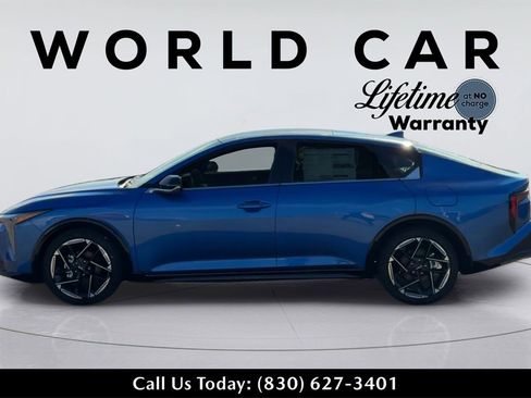 New 2025 Kia K4 GT-Line w/ GT-Line Sunroof Package image 6