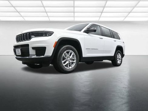 New 2025 Jeep Grand Cherokee L Laredo image 20