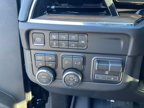 New 2026 Chevrolet Tahoe High Country image 25