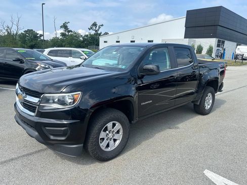 Used 2019 Chevrolet Colorado W/T w/ WT Convenience Package AWD/4WD image 3