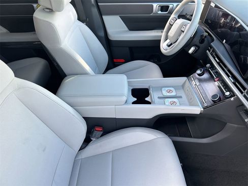 New 2026 Hyundai Santa Fe SE image 11