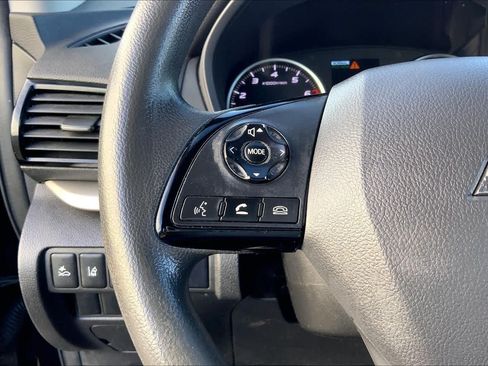 Used 2022 Mitsubishi Eclipse Cross LE AWD/4WD image 23