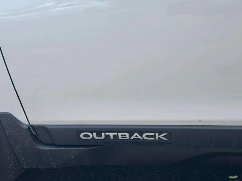Used 2019 Subaru Outback 2.5i Premium w/ Popular Package #2 AWD/4WD image 33