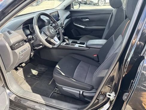 Used 2022 Nissan Sentra SR w/ Electronics Package image 18