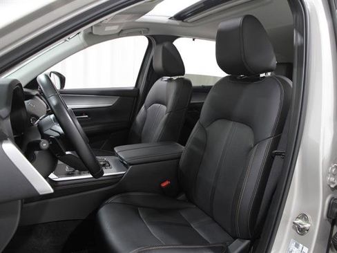 Certified 2024 MAZDA CX-90 3.3 Turbo w/ Preferred Plus image 5