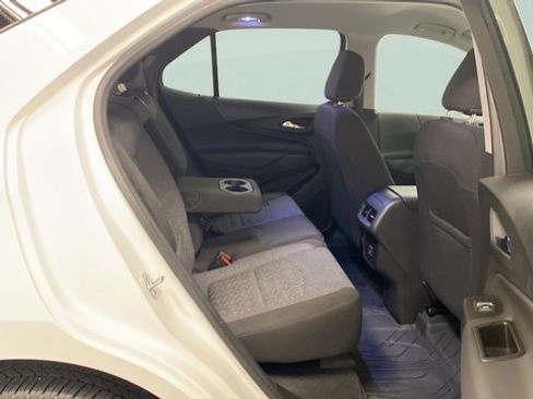 Used 2024 Chevrolet Equinox LT w/ LPO, Floor Liner Package AWD/4WD image 31