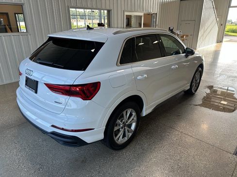 Used 2023 Audi Q3 2.0T Premium image 14
