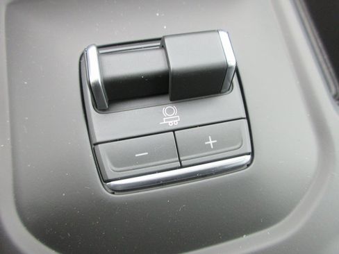 New 2026 GMC Sierra 3500 AT4 w/ AT4 Premium Plus Package image 21