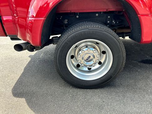 Used 2022 Ford F450 Platinum w/ FX4 Off-Road Package image 20