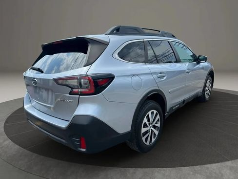 Used 2020 Subaru Outback Premium AWD/4WD image 5