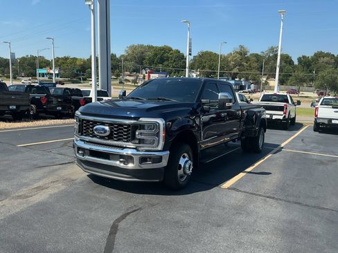 Used 2023 Ford F350 King Ranch w/ Chrome Package AWD/4WD image 1