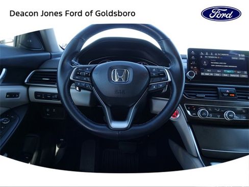 Used 2022 Honda Accord Touring image 21