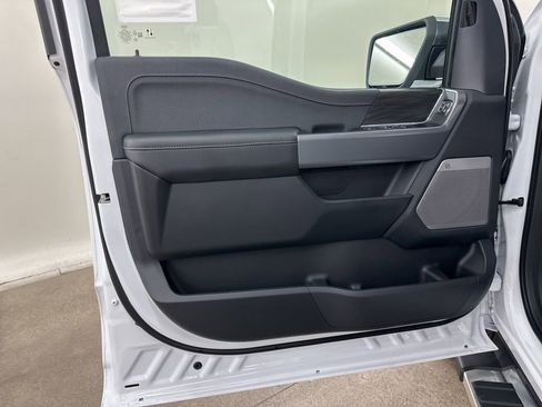 New 2025 Ford F150 Lariat w/ Equipment Group 501A Mid image 29