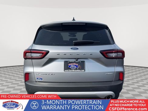 Used 2023 Ford Escape Platinum image 16
