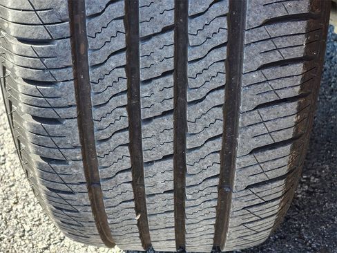 Certified 2021 Chevrolet Silverado 1500 Custom w/ Safety Confidence Package image 13