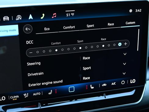 Used 2025 Volkswagen Golf w/ Euro Style Package image 20