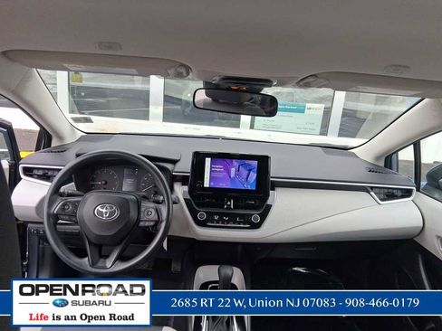 Used 2023 Toyota Corolla LE image 12