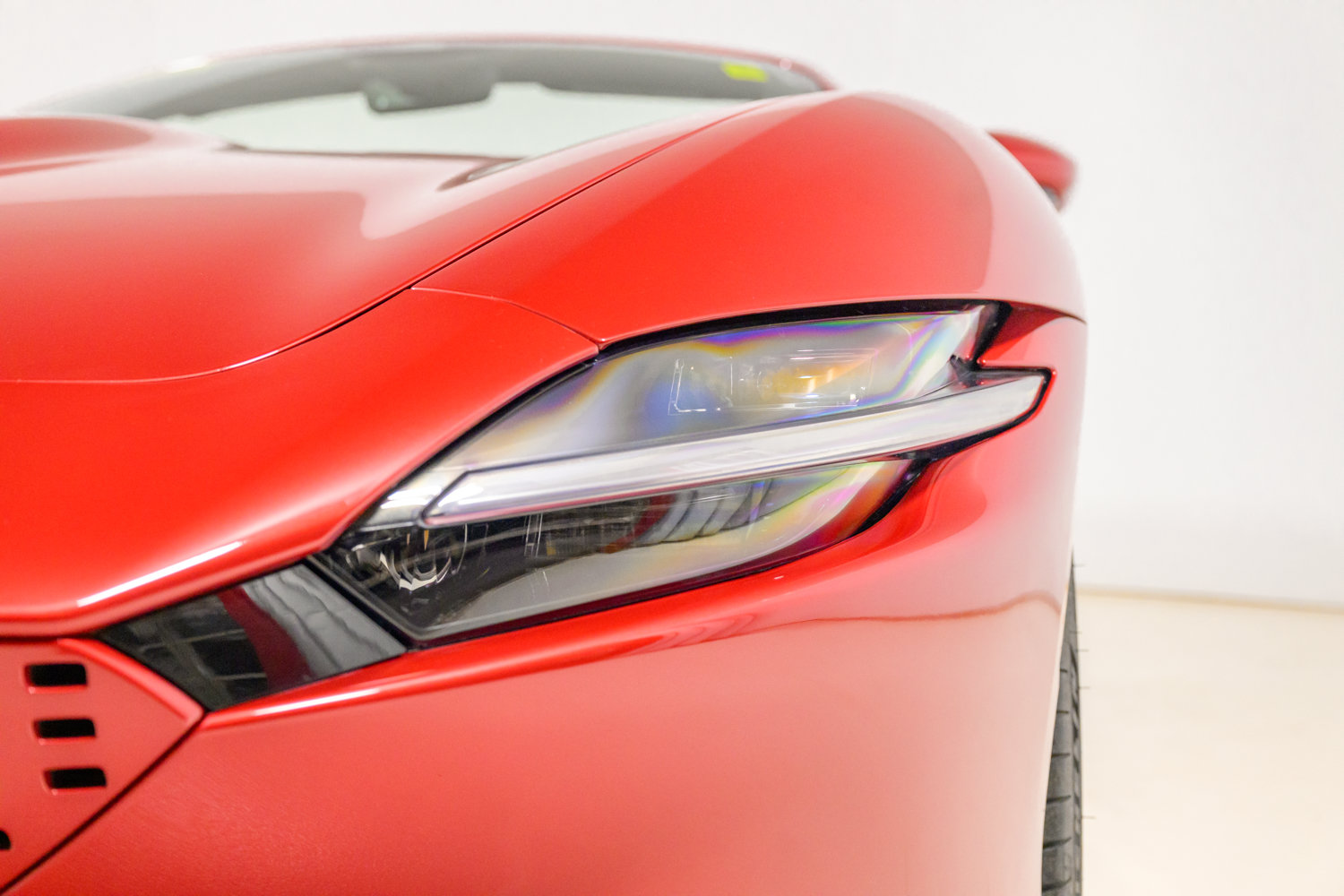 Certified 2024 Ferrari Roma Spider RWD image 64