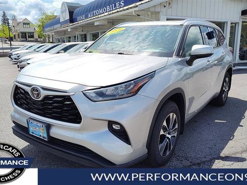 Used 2020 Toyota Highlander XLE image 8