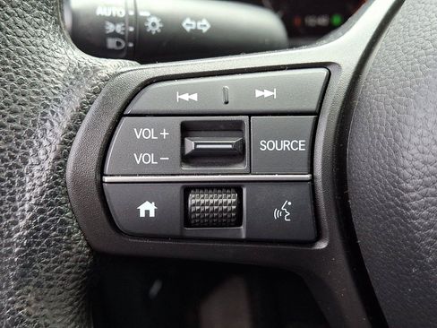 Used 2025 Honda CR-V EX image 21
