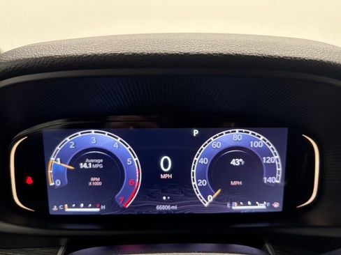 Used 2024 Jeep Wagoneer Series II image 34