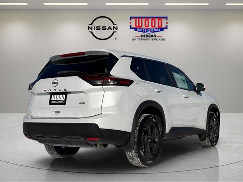 New 2026 Nissan Rogue SV w/ Cold Weather Package AWD/4WD image 3