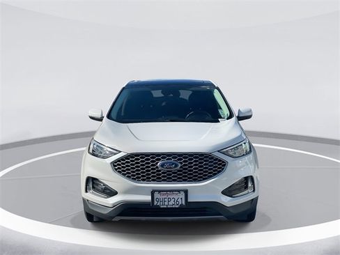 Certified 2023 Ford Edge SEL w/ Convenience Package image 2