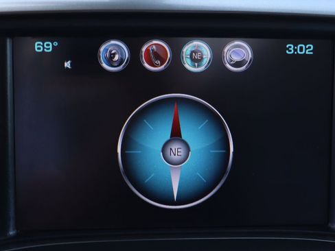 Used 2017 Chevrolet Silverado 1500 LT w/ All Star Edition AWD/4WD image 34