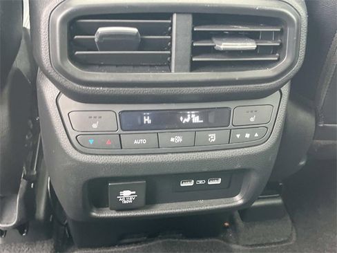 Used 2023 Honda Pilot Elite image 19
