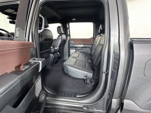 Used 2023 Ford F150 Lariat AWD/4WD image 8