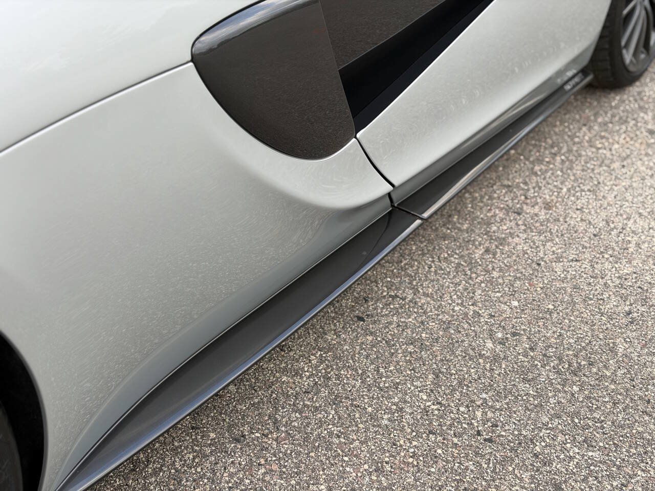 Used 2017 McLaren 570S RWD image 27