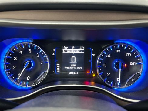 Used 2024 Chrysler Voyager LX image 11