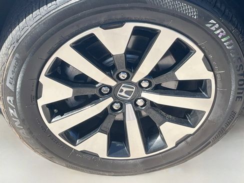 Used 2025 Honda Odyssey EX-L image 31