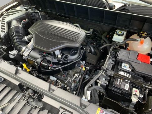 Certified 2019 GMC Acadia Denali w/ Technology Package AWD/4WD image 26