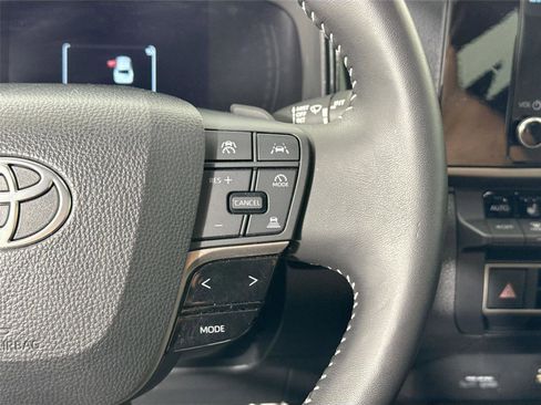 Certified 2025 Toyota Camry SE w/ Convenience Package FWD image 20