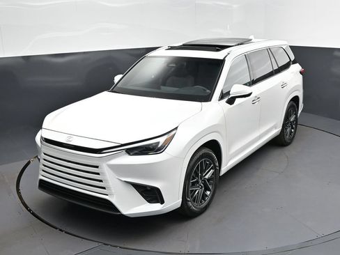 New 2026 Lexus TX 350 AWD image 32