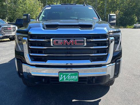 New 2026 GMC Sierra 2500 SLE w/ SLE Value Package; AWD/4WD image 8