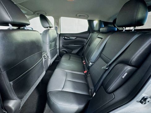 Used 2021 Nissan Rogue Sport SL image 22